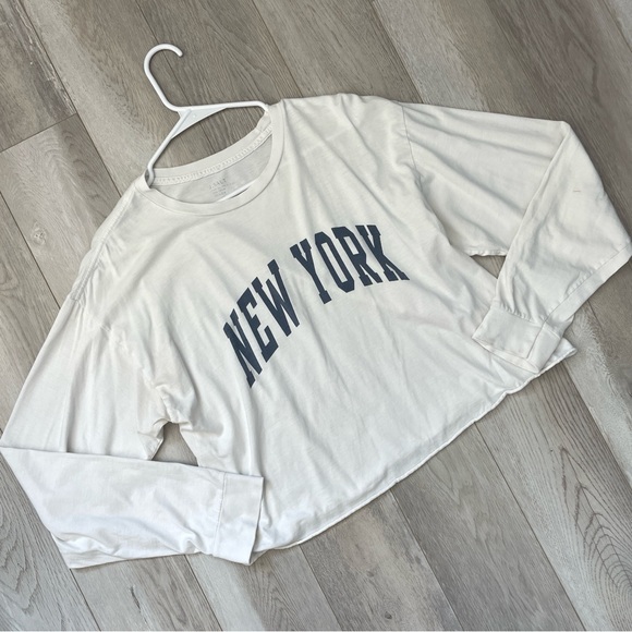 Brandy Melville Tops - Brandy Melville Tshirt new york long sleeve crop oversized womens White one size